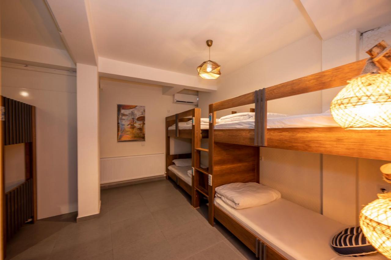 Taksim Square Hostel Istanbul Exterior foto