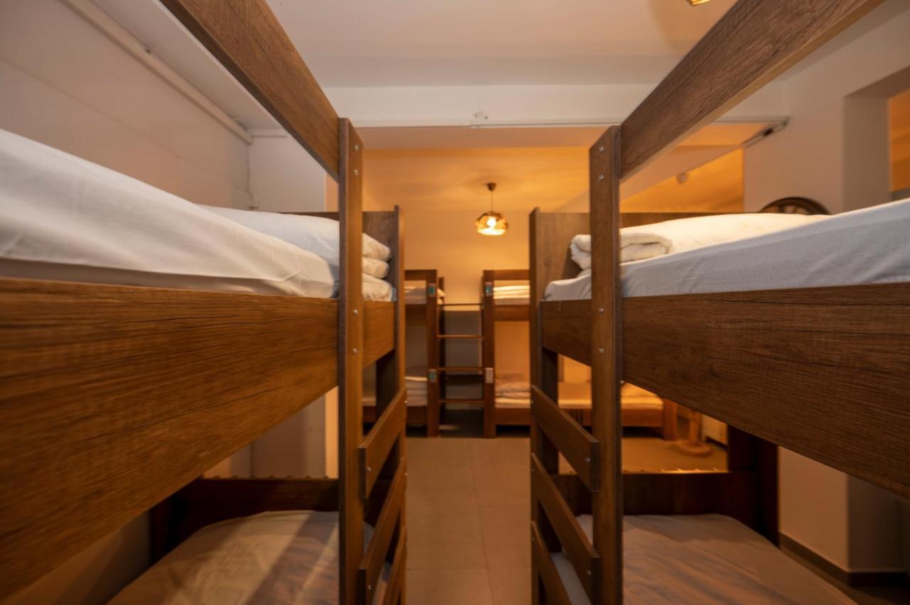 Taksim Square Hostel Istanbul Exterior foto