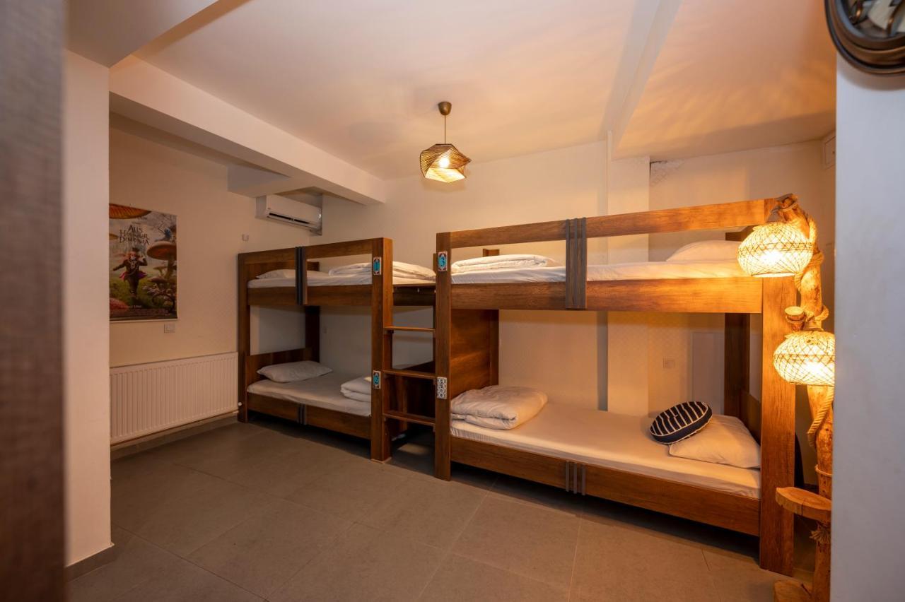 Taksim Square Hostel Istanbul Exterior foto