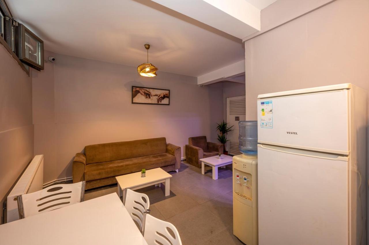 Taksim Square Hostel Istanbul Exterior foto